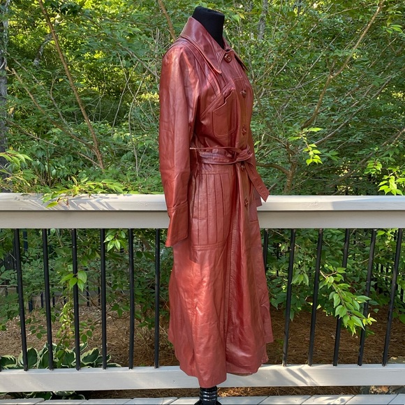 Vintage 70s Leather Tailored Belted Trenchcoat - Picture 2 of 16